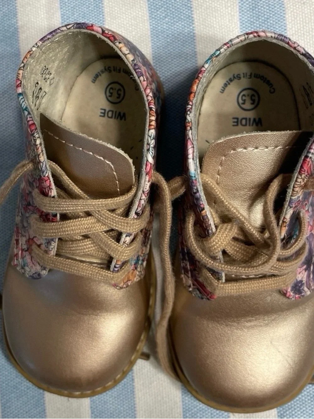 Footmates Kids Metallic Rose Gold Lace-Up Shoes